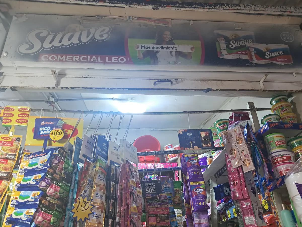 Comercial Leo