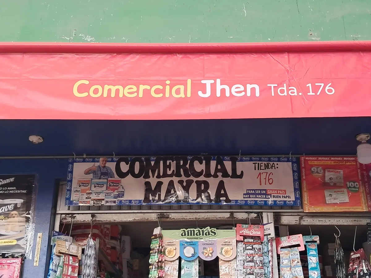 Comercial Mayra