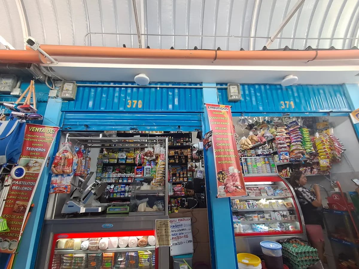 Local 370-371 de Vilma Taipe